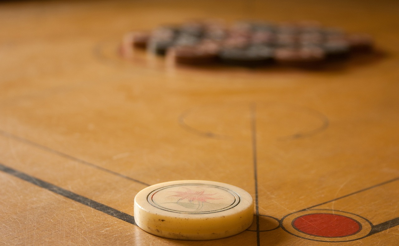 carrom, game, table game, striker, play, coin, strike, traditional, indian, piece, orange table, orange gaming, orange game, orange games, carrom, carrom, carrom, carrom, carrom